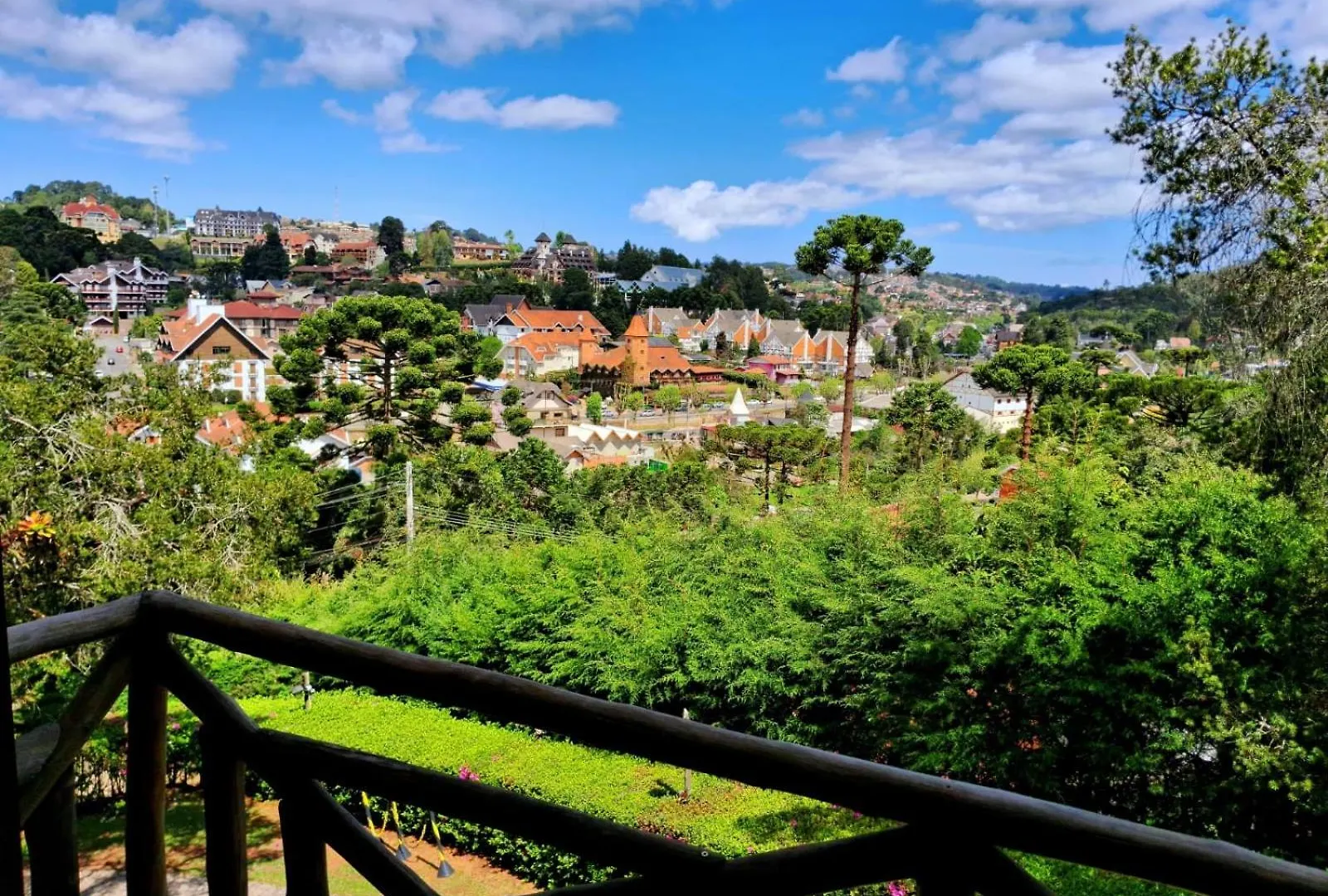 Otel Pousada Atalaia Campos do Jordao